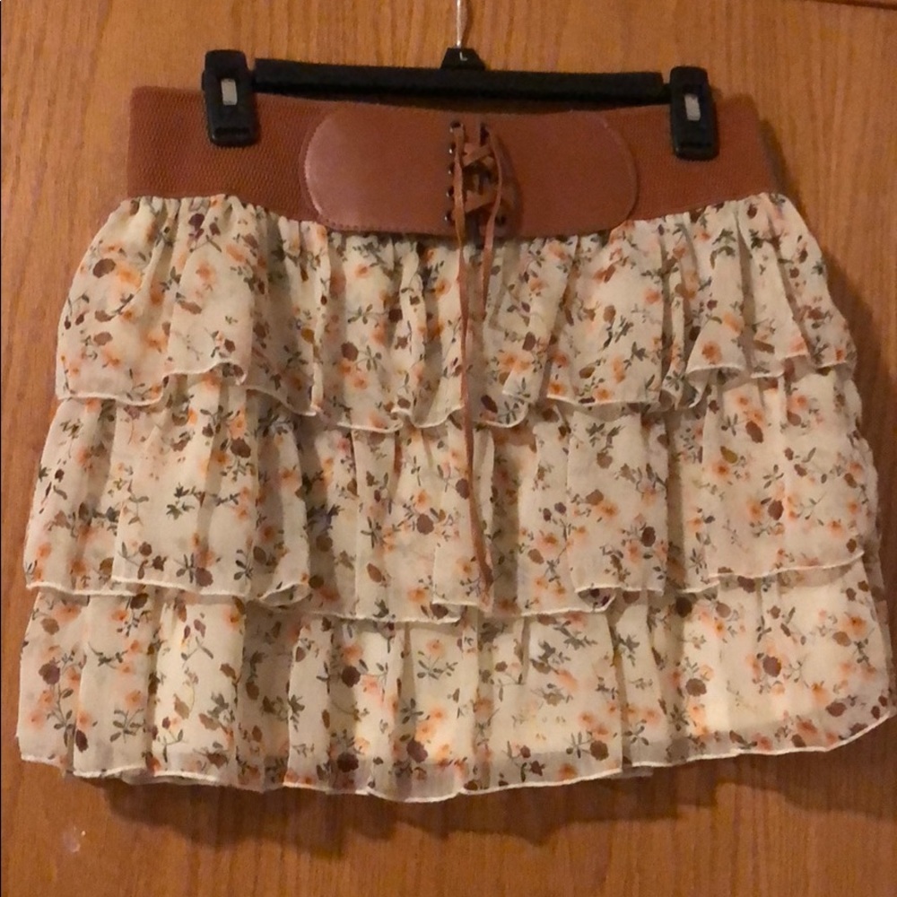Ruffle skirt